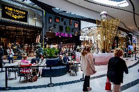 The mall reopening - Netherlands