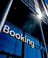 Booking.com repays 65 million euros corona support to Dutch government