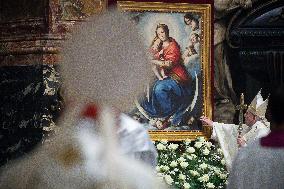 Pope Francis Leads A Holy Mass - Vatican