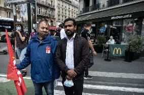 Protest in front of McDonald's restaurant - Paris