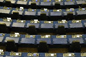 First session of EU Parliament since beginning the covid health crisis