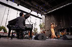 Rio Loco Festival - Ayo in Toulouse