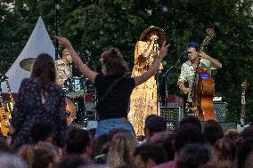 Rio Loco Festival - Ayo in Toulouse