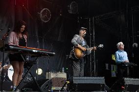 Pete Doherty performs live for Make Music Day - Paris