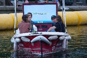 Boat Movie Karaoke - Paris Fete de la Musique