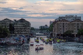 Boat Movie Karaoke - Paris Fete de la Musique