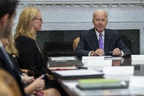 ★US President Joe Biden meets with FEMA Administrator Deanne Criswell and Homeland Security Advisor and Deputy National Securit