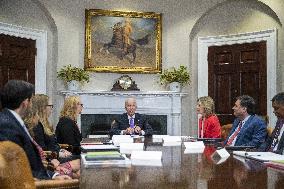 ★US President Joe Biden meets with FEMA Administrator Deanne Criswell and Homeland Security Advisor and Deputy National Securit