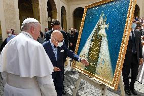 Pope Francis At Weekly General Audience - Vatican