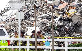 Building Collapse Leaves 99 People Unaccounted For - Miami
