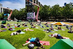 Free yoga class in Rotterdam