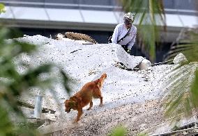Searches Continue For Condo Victims - Miami