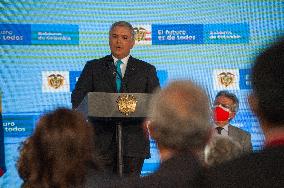 President Duque At Metro System Press Conference - Bogota