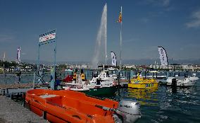 Miniature Boats On The Lake Of Geneva - Switzerland