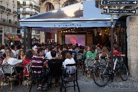 Atmosphere in Bars - European Cup 2021 France Vs Germany - Paris