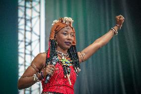 Fatoumata DIAWARA - Rio Loco Festival - Toulouse