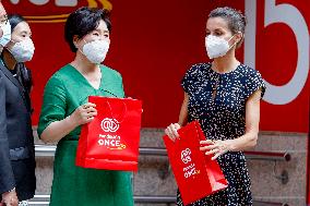 Queen Letizia and Kim Jung-sook Visit to the ONCE Foundation - Madrid