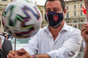 UEFA Euro 2020 - Italy vs Switzerland - Supporters