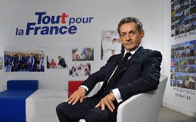 One Year In Prison Including Six Months Firm Required Against Nicolas Sarkozy
