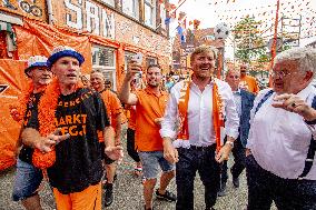 King Willem-Alexander Visit The Marktweg - The Hague