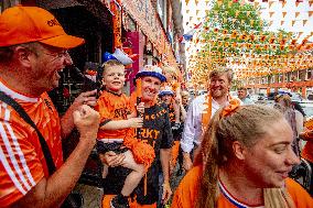 King Willem-Alexander Visit The Marktweg - The Hague