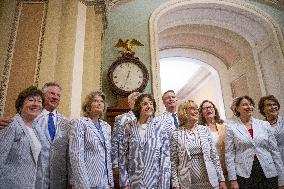 Annual Seersucker Thursday photo-op at US Capitol - Washington