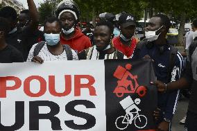 Gathering Of Delivery People - Paris