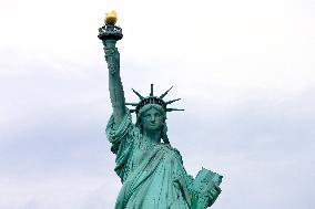 France Sends A Second Statue Of Liberty To The US - NYC