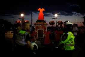 Capt. James Cook Statue Removed - Canada