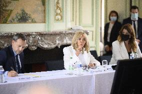 Brigitte Macron At Pediatric Medico-Judicial Reception Unit - Soisson