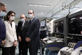 Jean Castex visits Micronique and X-FAB in Corbeil-Essonnes