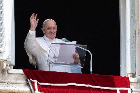 Pope Francis Holds The Angelus Prayer - vatican