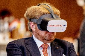 Dutch Royals Visit Dutch-German Hydrogen Sympisum - Berlin