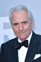 Cannes - Amfar Party Photocall