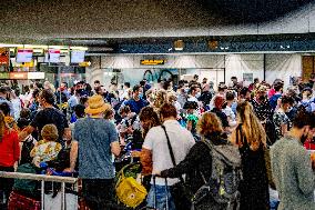 Travelers During The Summer Holidays - Netherlands