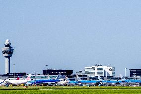 Travelers During The Summer Holidays - Netherlands