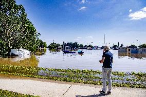 Sandbagging for Flood Protection in Netherlands