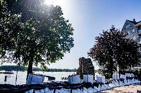 Sandbagging for Flood Protection in Netherlands