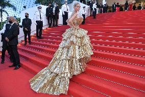 Cannes - OSS 117 Alerte Rouge En Afrique Noire Premiere