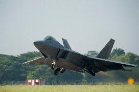 US Air Force To Send Dozens Of F-22 Fighter Jets To The Pacific