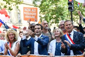 Anti Sanitary Pass Demonstration - Paris