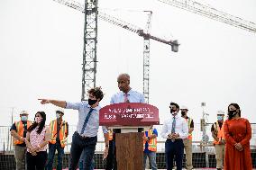 Justin Trudeau Visits A Construction Site - Ontario