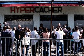 Wreath laying at the Hypercacher - Paris