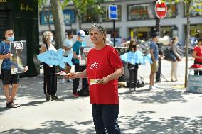 Paris Animaux Zoopolis Protests outside Decathlon store