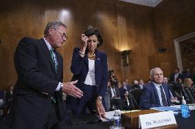 Fauci and Walensky Testify on Covid at Senate committee Hearing