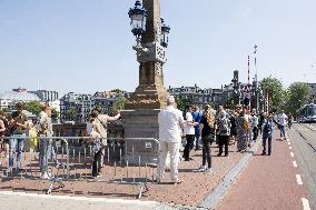 People Pay Final Tribute To Peter R. de Vries - Amsterdam