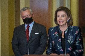 Nancy Pelosi Greets King Abdullah II - Washington