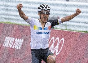 Tokyo Olympics - Richard Carapaz Wins The Men's Cycling Road Race