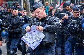 Anti-Sanitary Pass Demonstrations - Paris