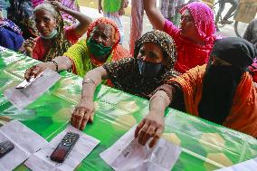 COVID-19 vaccine registration in Dhaka